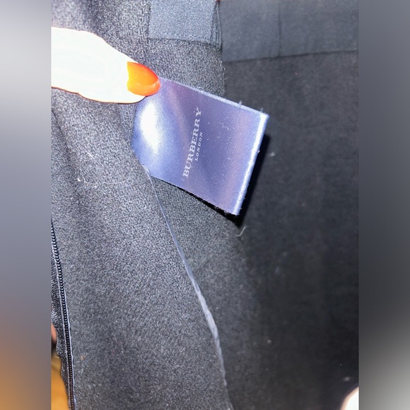 Burberry inner liner for coat (can make it a vest) - Picture 8 of 10